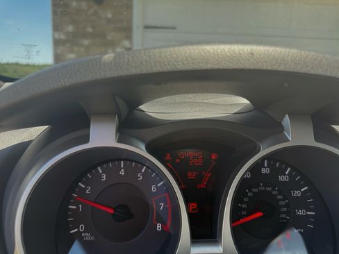 Used 2012 Nissan Juke SV AWD/4WD image 9