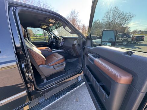 Used 2014 Ford F350 Platinum image 13
