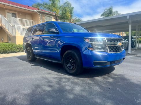 Used 2016 Chevrolet Tahoe 4WD w/ Remote Keyless Entry Package image 2