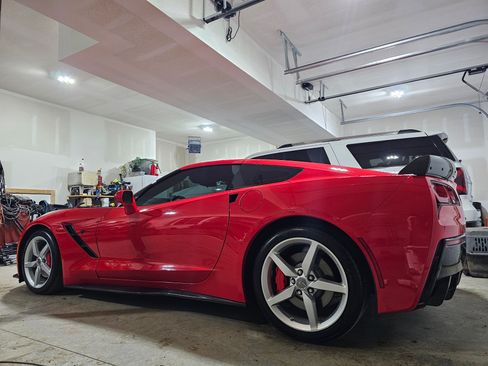 Used 2014 Chevrolet Corvette Stingray Coupe w/ Battery Protection Package RWD image 4