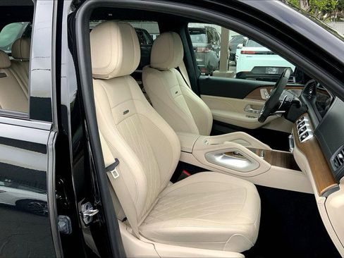 Used 2023 Mercedes-Benz GLS 63 AMG 4MATIC image 5