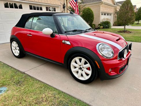 Used 2014 MINI Cooper S FWD image 14