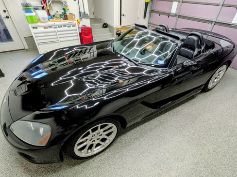 Used 2003 Dodge Viper SRT-10 image 14