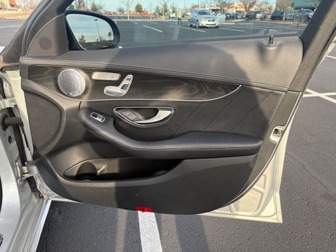 Used 2015 Mercedes-Benz C 300 4MATIC Sedan image 26