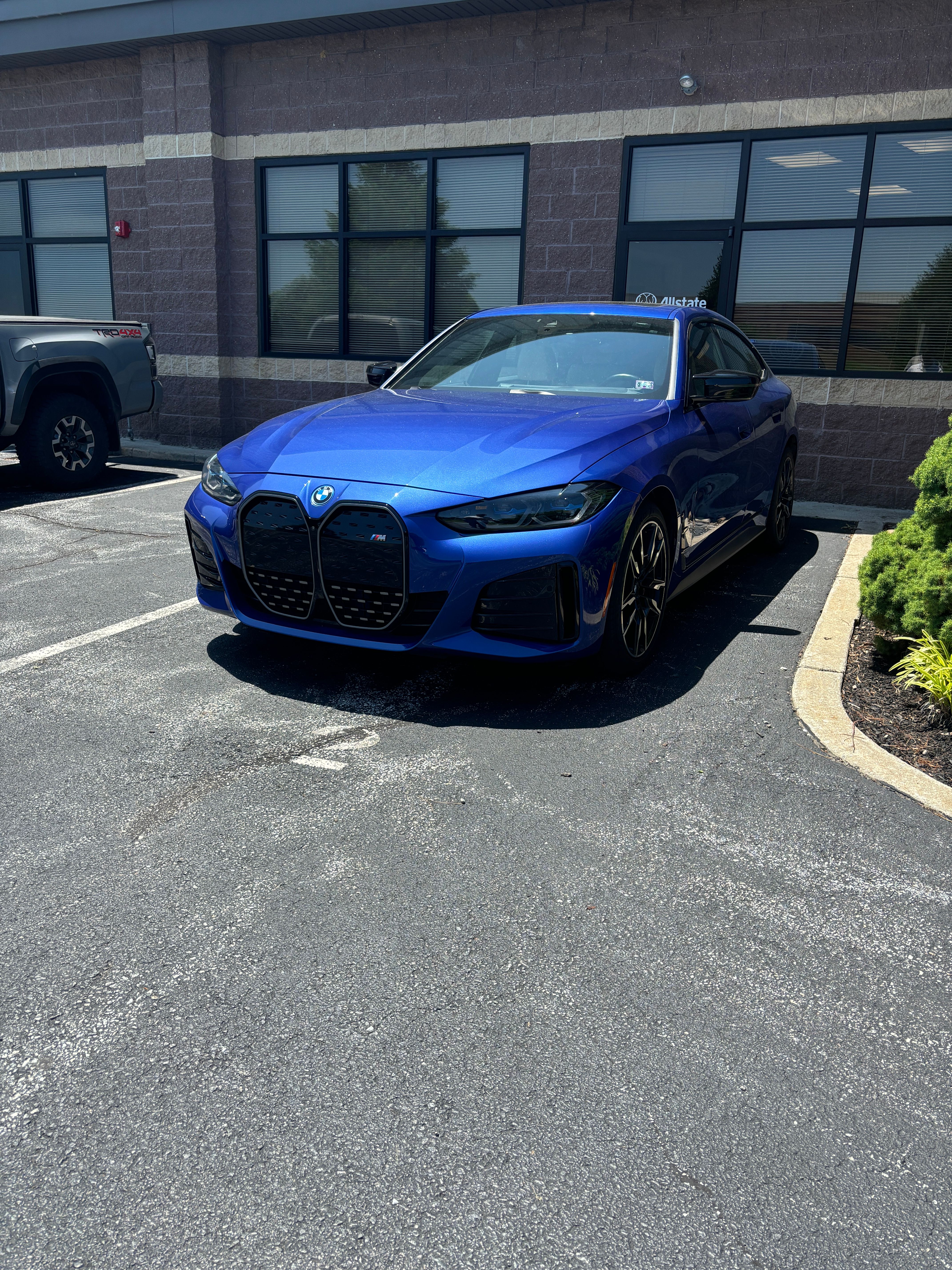 Used 2023 BMW i4 M50 w/ Premium Package AWD/4WD image 2