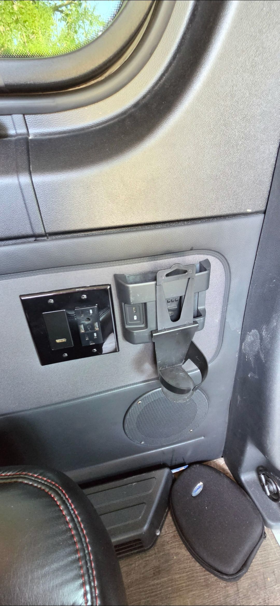 Used 2020 Mercedes-Benz Sprinter 2500 image 15
