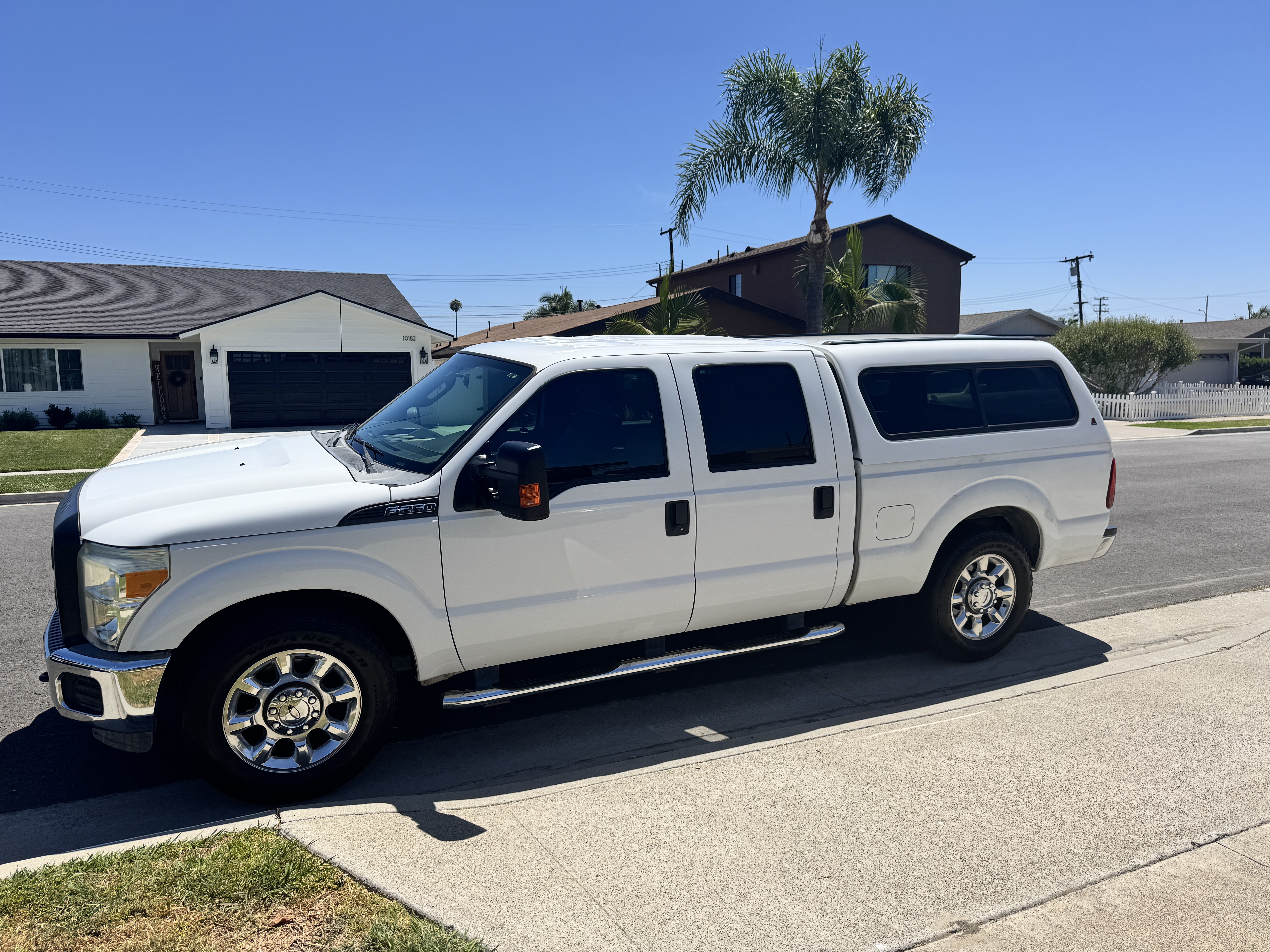 Used 2014 Ford F250 XL w/ Power Equipment Group RWD image 1