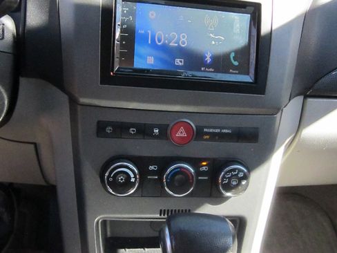 Used 2008 Saturn Vue XE image 17