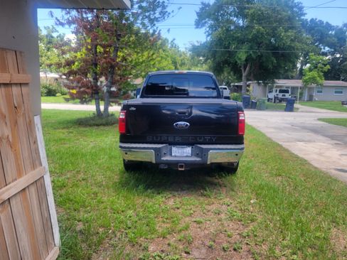 Used 2011 Ford F250 Lariat w/ Lariat Interior Pkg image 19