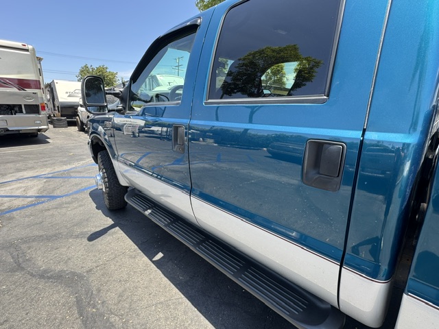 Used 2000 Ford F350 2WD Crew Cab DRW Super Duty image 9