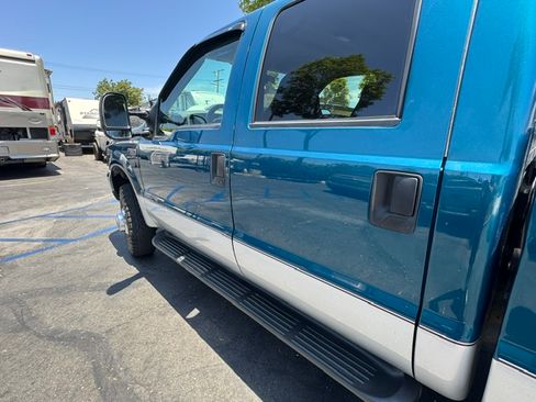 Used 2000 Ford F350 2WD Crew Cab DRW Super Duty image 9