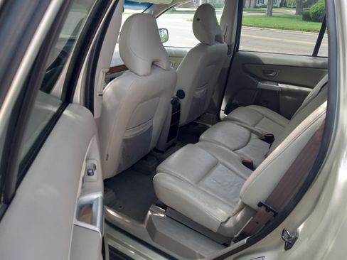 Used 2006 Volvo XC90 2.5T FWD image 8