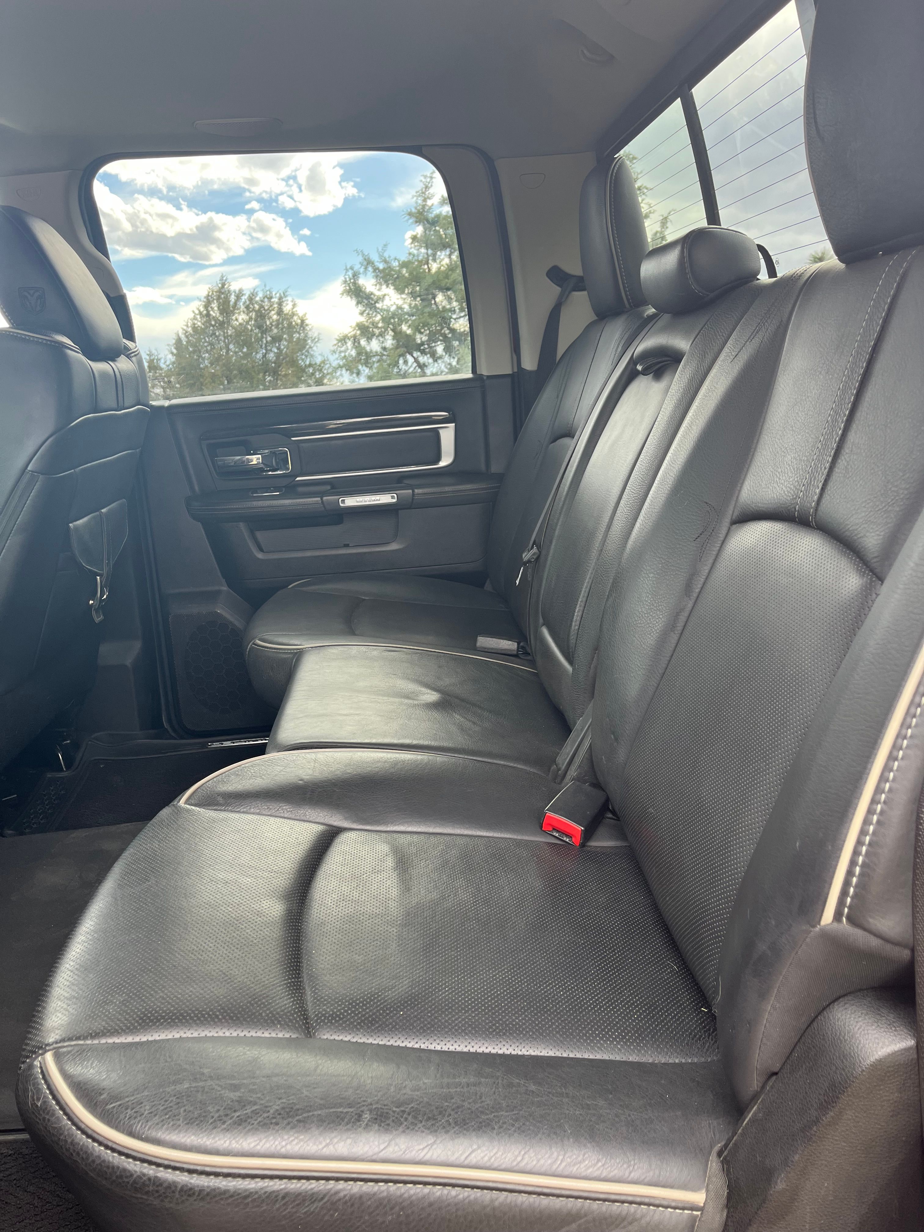 Used 2013 RAM 1500 Limited AWD/4WD image 18