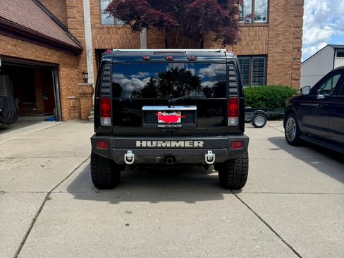 Used 2005 HUMMER H2 w/ Preferred Equipment Group AWD/4WD image 5