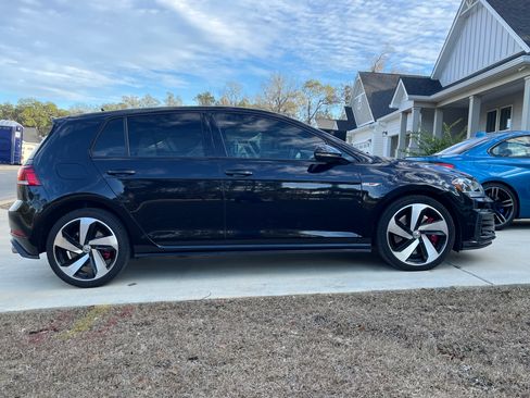 Used 2021 Volkswagen GTI S image 2