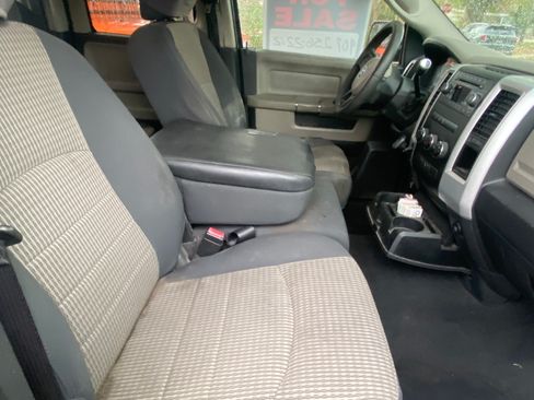 Used 2012 RAM 1500 Classic SLT RWD image 2