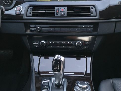 Used 2012 BMW 535i xDrive Sedan image 12