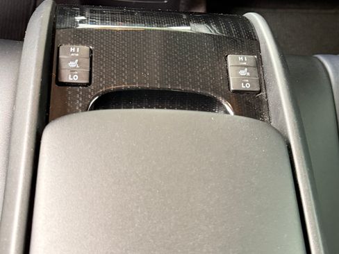 Used 2017 Toyota Mirai FWD image 11