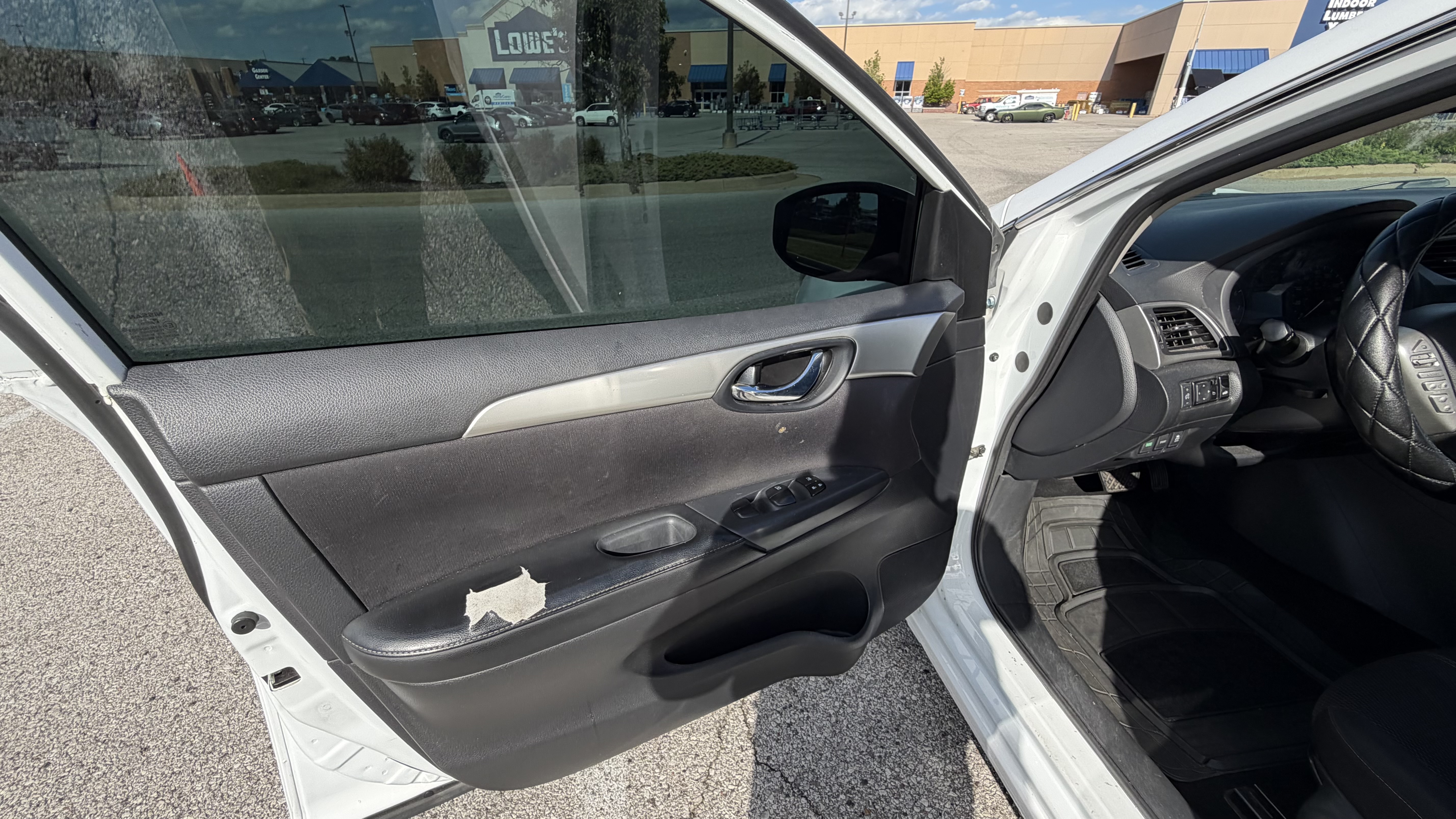 Used 2017 Nissan Sentra S FWD image 8