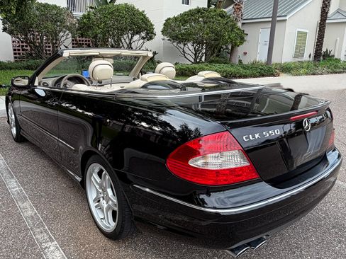 Used 2008 Mercedes-Benz CLK 550 Cabriolet image 9