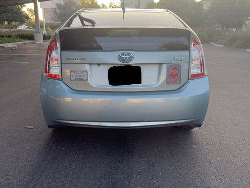 Used 2015 Toyota Prius Two image 5