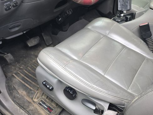 Used 2003 Ford F150 Lariat image 9