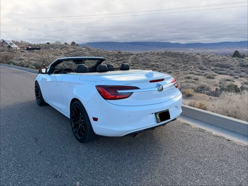 Used 2019 Buick Cascada Premium image 8