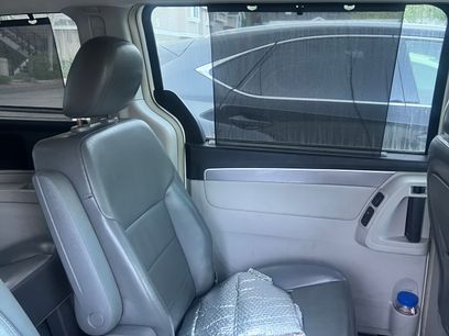 Used 2009 Volkswagen Routan SEL