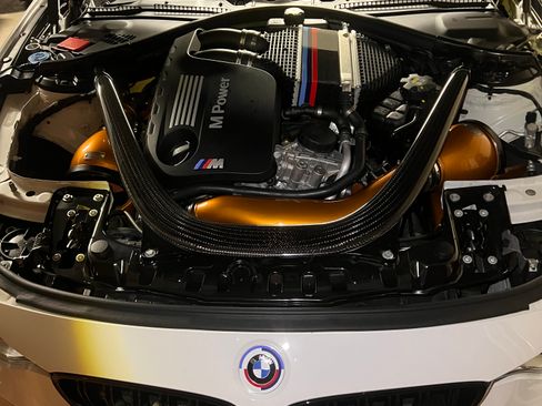 Used 2016 BMW M4 GTS image 4