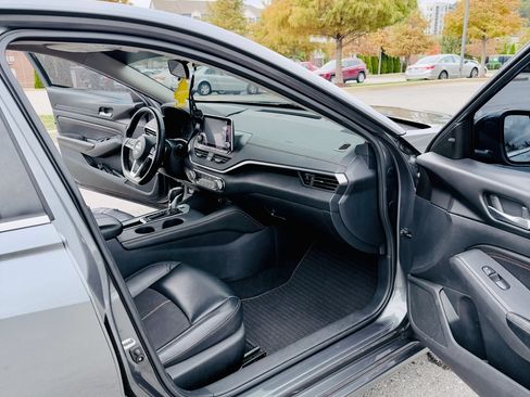 Used 2020 Nissan Altima 2.5 SR image 10
