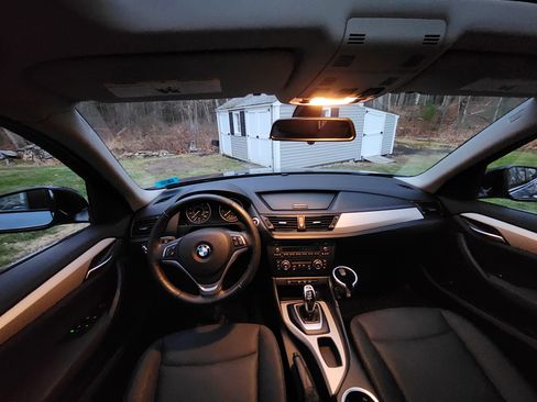 Used 2015 BMW X1 xDrive28i image 4
