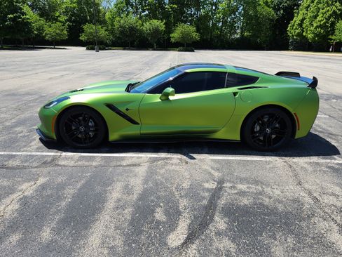 Used 2015 Chevrolet Corvette Stingray Coupe w/ 2LT Preferred Equipment Group image 2