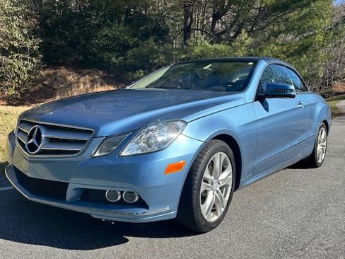 Used 2011 Mercedes-Benz E 350 Cabriolet image 21