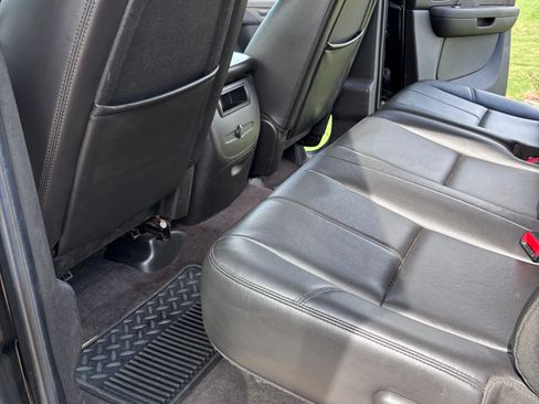 Used 2011 Chevrolet Silverado 2500 LTZ w/ LTZ Plus Package image 12