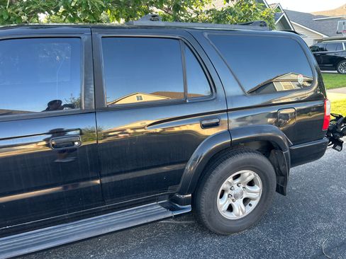 Used 2001 Toyota 4Runner SR5 RWD image 13