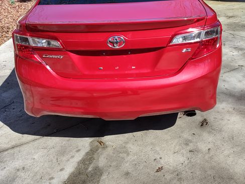 Used 2012 Toyota Camry SE image 9