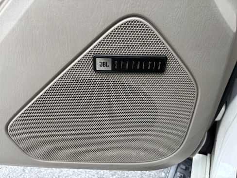 Used 2005 Toyota 4Runner Limited AWD/4WD image 17