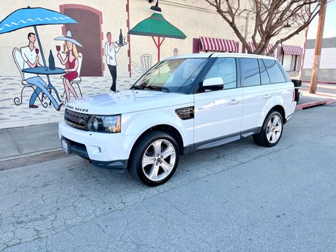 Used 2013 Land Rover Range Rover Sport HSE LUX image 1