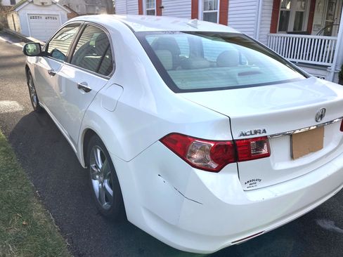 Used 2011 Acura TSX Sedan image 12