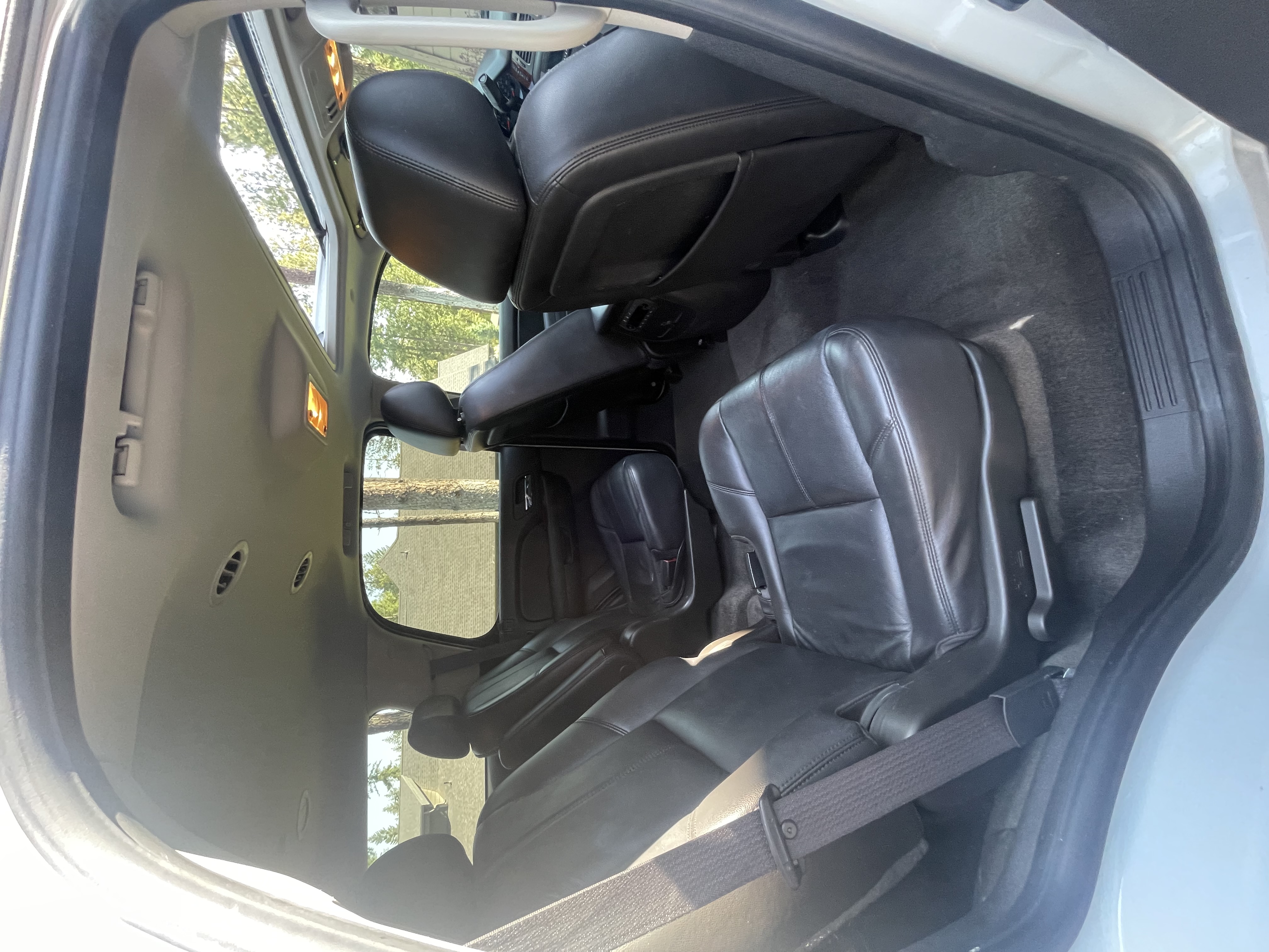 Used 2010 GMC Yukon SLT RWD image 10