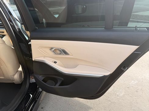 Used 2019 BMW 330i xDrive 330i xDrive Sedan 4D w/ Driving Assistance Package image 12