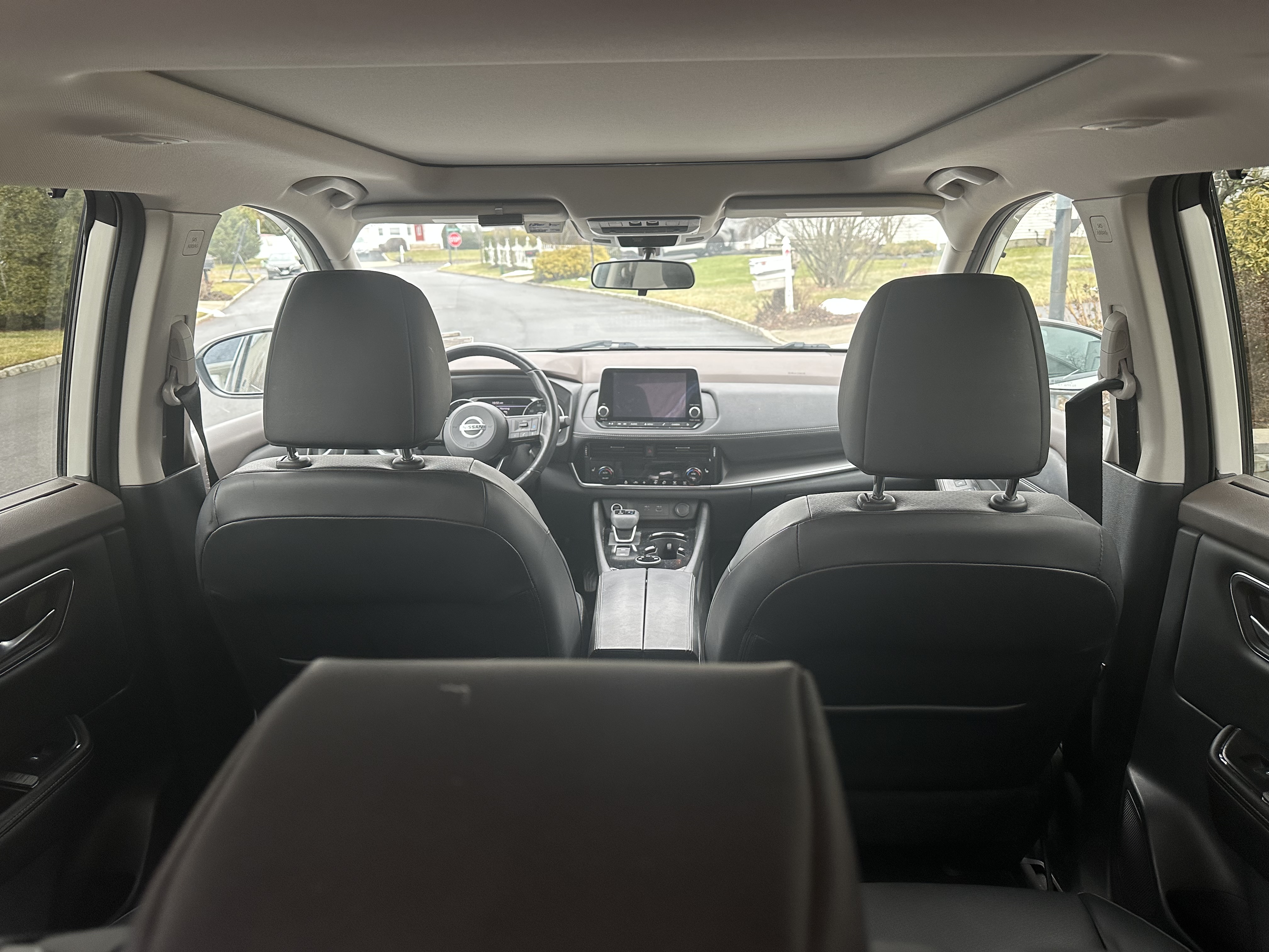 Used 2021 Nissan Rogue SV w/ Premium Package AWD/4WD image 14