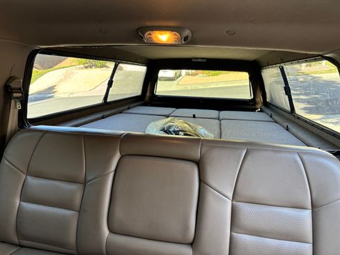 Used 2002 Ford F250 Long Bed image 8