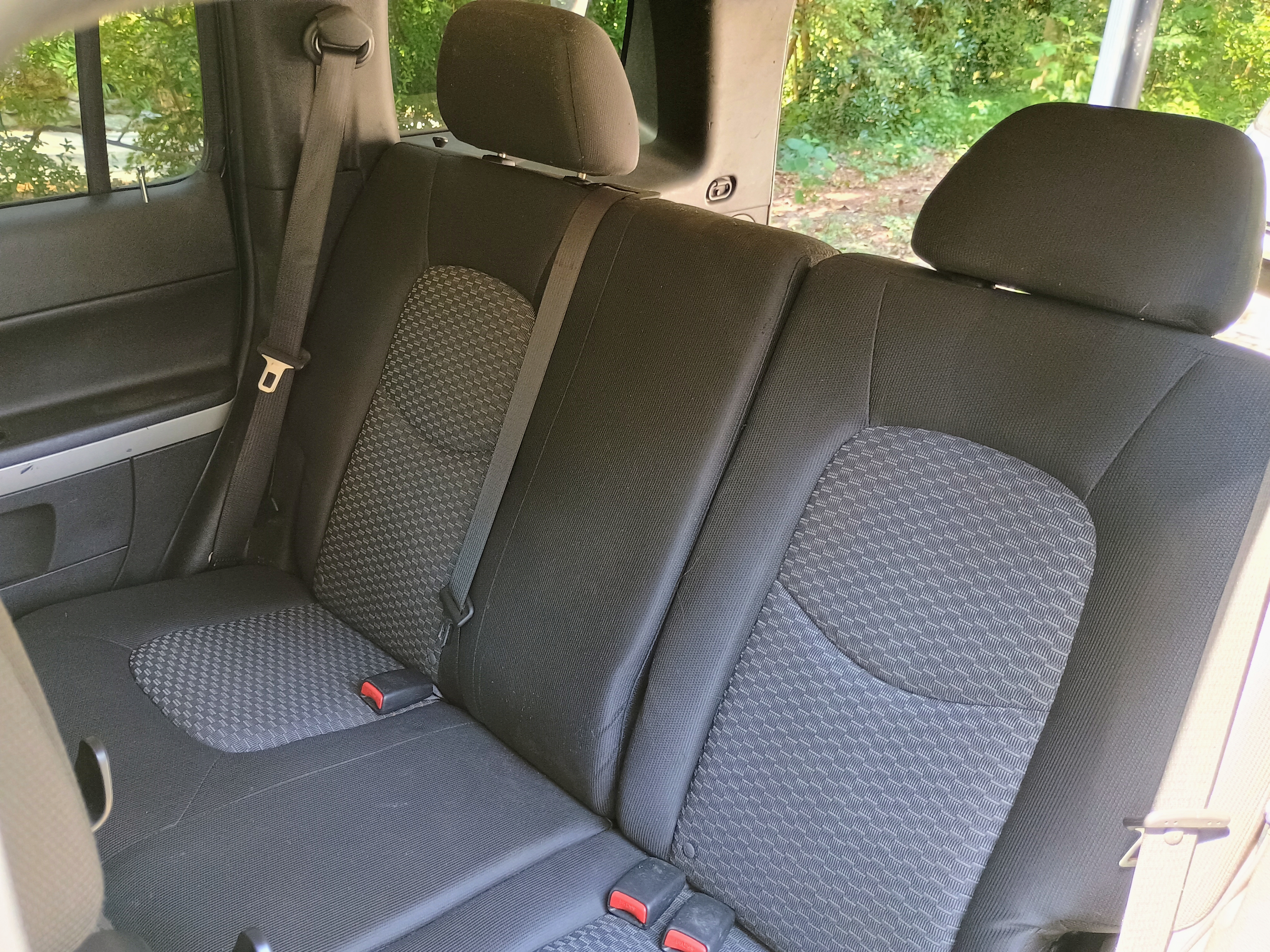 Used 2011 Chevrolet HHR LS FWD image 17