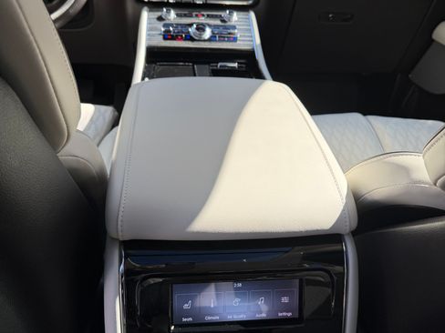 Used 2023 Lincoln Aviator Black Label w/ Dynamic Handling Package image 11