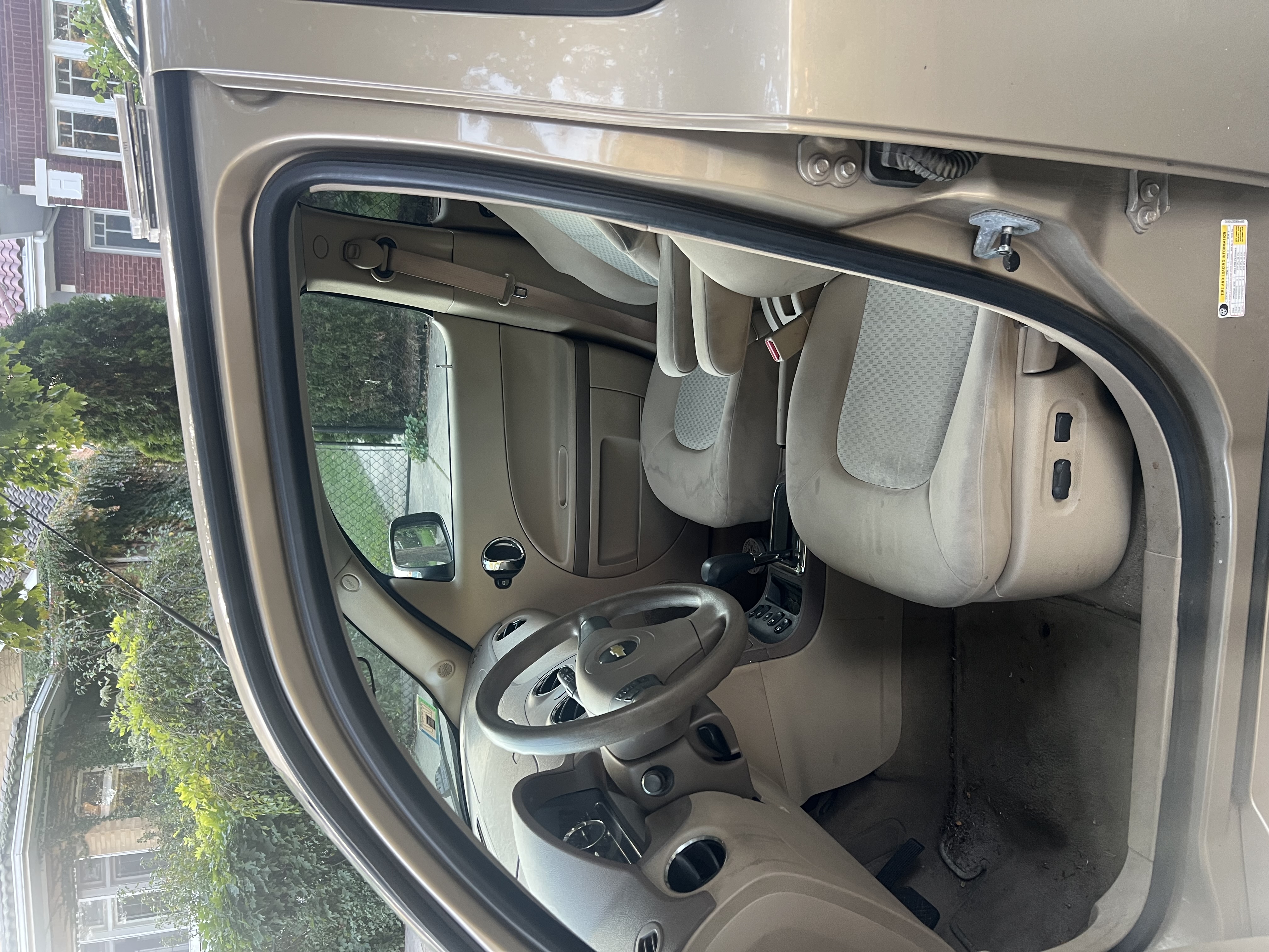 Used 2006 Chevrolet HHR LT FWD image 4