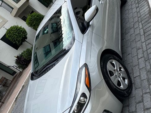 Used 2017 Kia Forte LX w/ LX Popular Package image 4