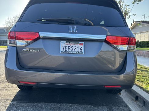 Used 2015 Honda Odyssey EX image 6