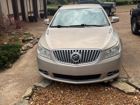 Used 2011 Buick LaCrosse CXL image 4