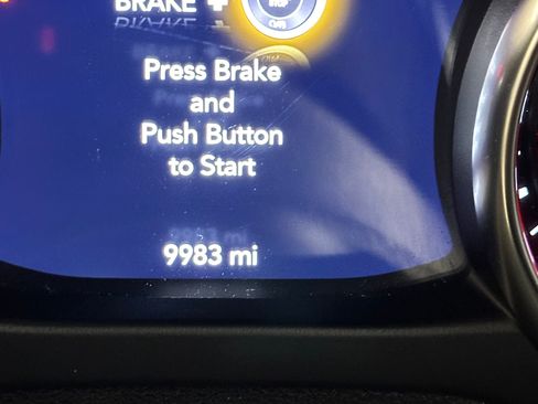 Used 2021 Jeep Wrangler Unlimited Rubicon w/ Xtreme Recon 35" Tire Package image 10